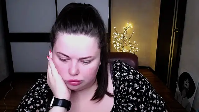 Snapshot of Emily_Mo chatting on 07/15/26, 05:45 Emily Mo online show from 07/15/26, 05:45