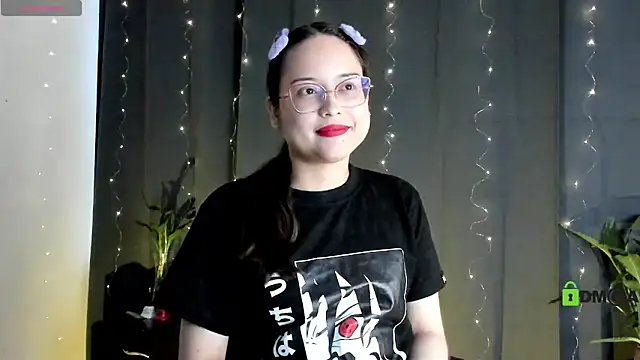 Snapshot of shantalc3rezo chatting on 02/11/25, 11:01 shantalc3rezo online show from 02/11/25, 11:01