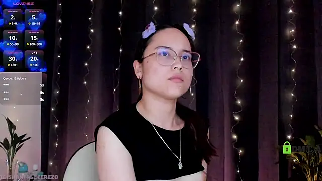 Snapshot of shantalc3rezo chatting on 03/15/25, 01:30 shantalc3rezo online show from 03/15/25, 01:30