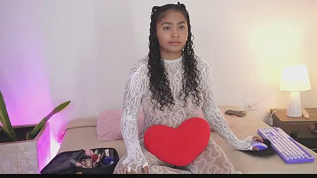 Anais aradia online show from 07/21/26, 04:26