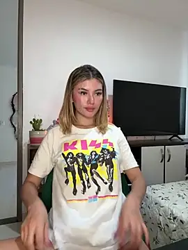 Your Honeey online show from 03/16/25, 09:16