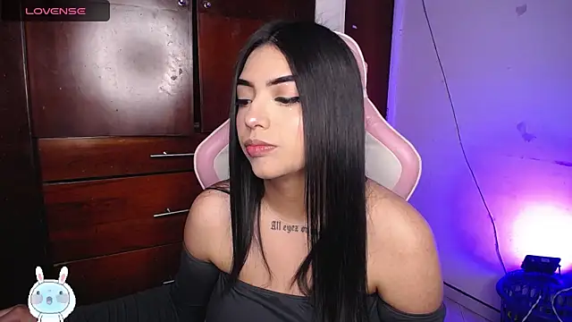 Snapshot of eva_six chatting on 09/14/25, 05:34 eva six online show from 09/14/25, 05:34