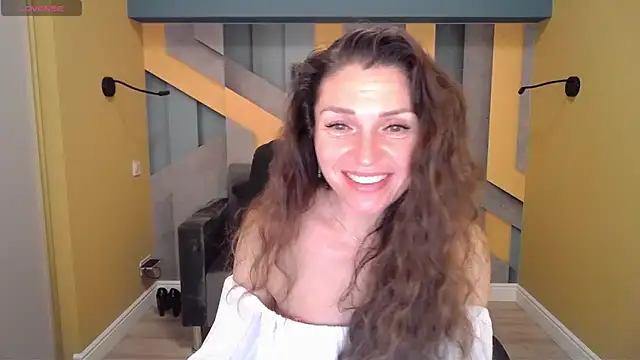 EllaLong online show from 01/24/25, 03:45