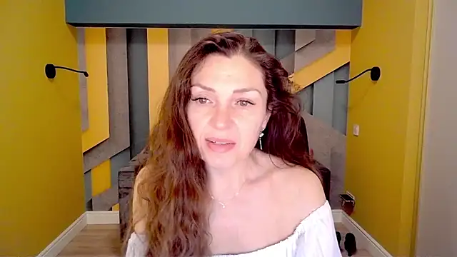 EllaLong online show from 02/22/25, 12:29