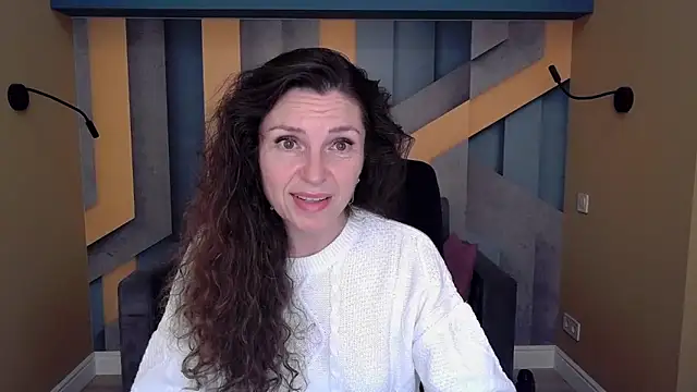 EllaLong online show from 10/18/25, 11:33