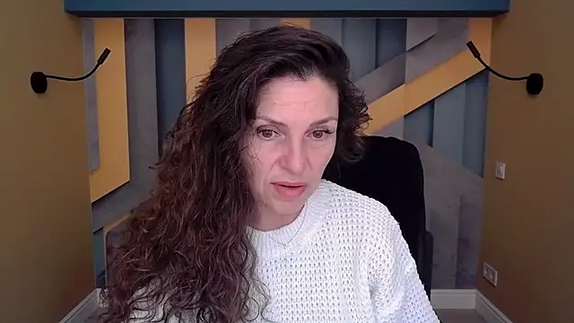 EllaLong online show from 11/11/25, 12:27