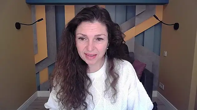 EllaLong online show from 11/19/25, 12:27