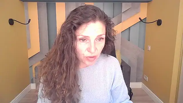 EllaLong online show from 05/16/26, 11:31