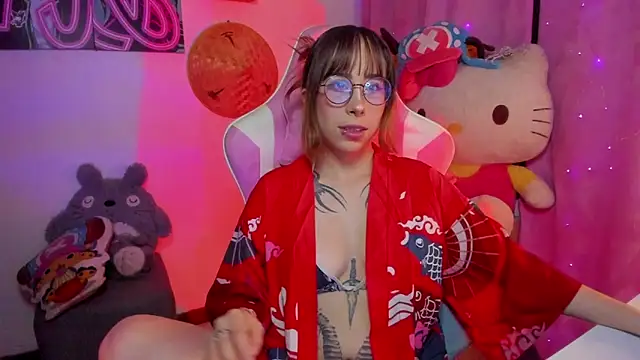 Waifu Aika online show from 11/04/25, 09:47