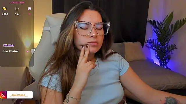 Snapshot of dakottaa_ chatting on 02/03/26, 02:53 dakottaa online show from 02/03/26, 02:53