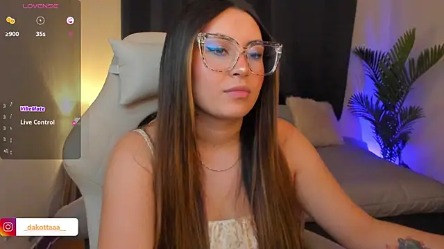 Snapshot of dakottaa_ chatting on 02/07/26, 11:41 dakottaa online show from 02/07/26, 11:41