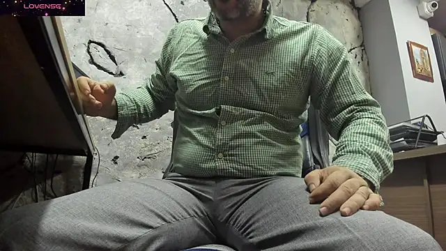 Maxi TheBigDaddy online show from 09/14/25, 01:43