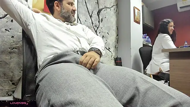 Maxi TheBigDaddy online show from 11/18/25, 03:16