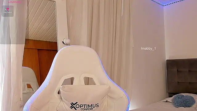 im abby  online show from 02/19/25, 02:12