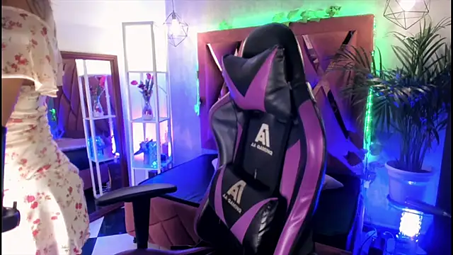 Megan inked online show from 02/19/25, 03:50