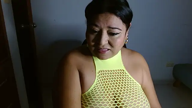 Snapshot of mariemiller19 chatting on 09/19/25, 05:53 mariemiller19 online show from 09/19/25, 05:53