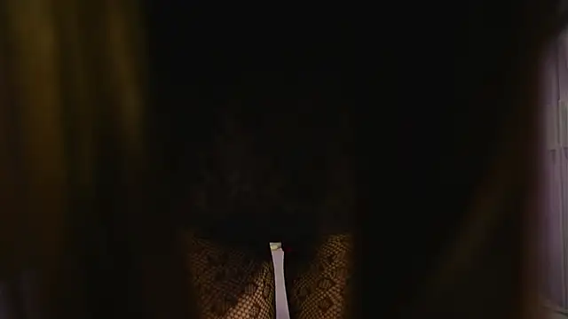 oliviabennett2022 online show from 02/16/25, 09:48