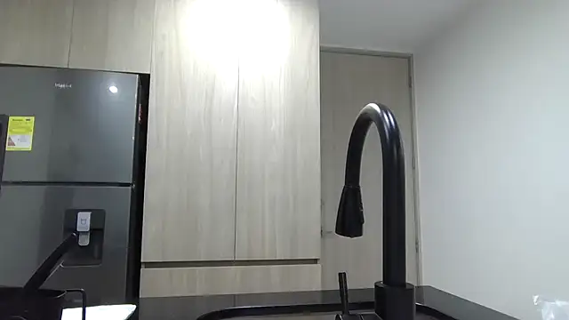 megan-hotxx online show from 10/07/25, 11:35