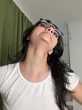 Cat2525 online show from 12/27/24, 01:22