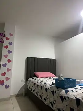 Cat2525 online show from 02/27/25, 02:21