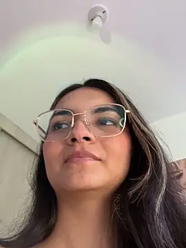 Cat2525 online show from 03/18/26, 07:06