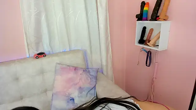 tinysara online show from 01/24/25, 07:49