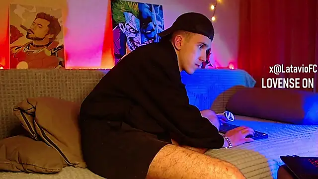 Snapshot of Midnighter_ chatting on 03/07/25, 01:20 Midnighter  online show from 03/07/25, 01:20