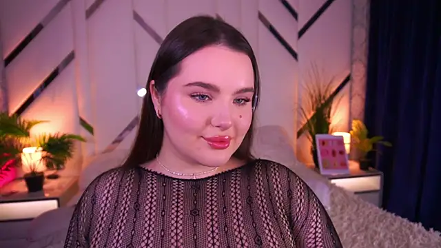 CuteAmberr online show from 01/13/26, 01:00