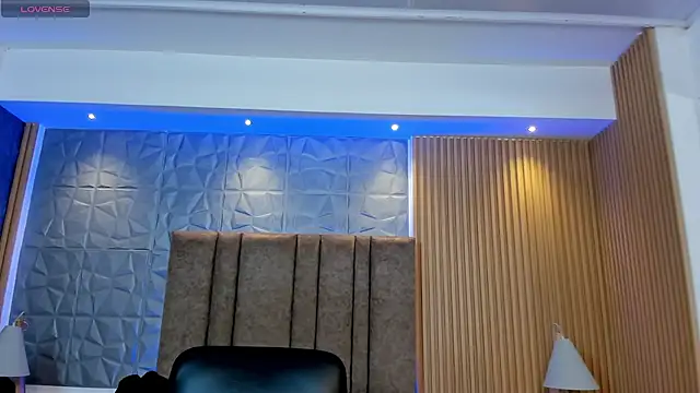 charlottewhitte online show from 09/28/25, 01:27