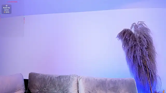 charlottewhitte online show from 11/30/25, 01:15