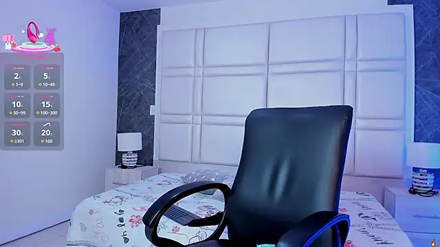 charlottewhitte online show from 03/20/26, 11:59