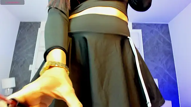 charlottewhitte online show from 04/22/26, 11:23