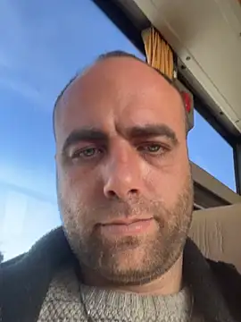 Snapshot of mustican422 chatting on 01/28/25, 12:32 mustican422 online show from 01/28/25, 12:32