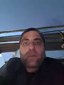 Snapshot of mustican422 chatting on 01/28/25, 03:35 mustican422 online show from 01/28/25, 03:35