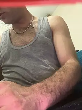 Snapshot of mustican422 chatting on 02/02/25, 08:08 mustican422 online show from 02/02/25, 08:08