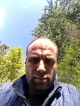 Snapshot of mustican422 chatting on 10/03/25, 01:19 mustican422 online show from 10/03/25, 01:19