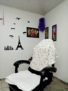 Snapshot of chalohott chatting on 10/27/25, 09:57 chalohott online show from 10/27/25, 09:57