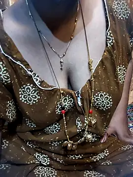 tuttifrutti17 online show from 04/21/26, 05:06