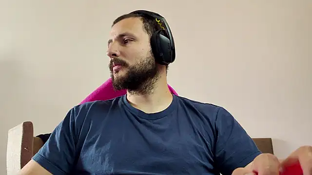 iurytx online show from 10/27/25, 12:09