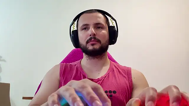 iurytx online show from 11/30/25, 10:58