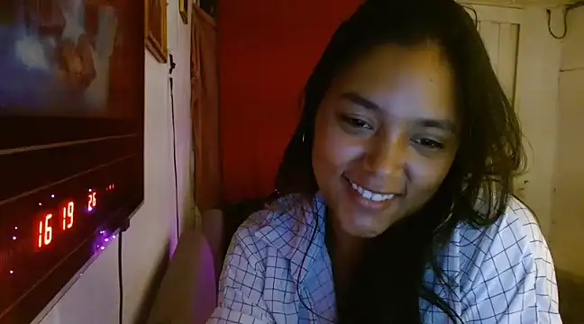 Chiara petterson online show from 12/05/24, 07:05