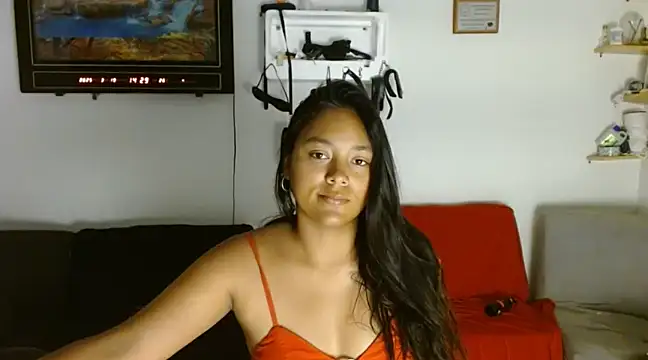 Chiara petterson online show from 03/19/25, 07:27