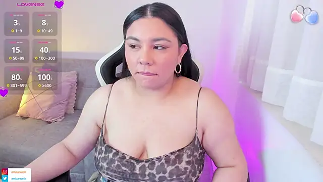 ambar-wells online show from 09/23/25, 05:38