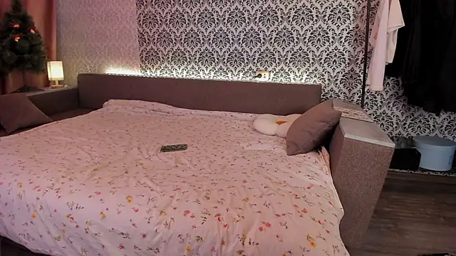 Sweet p1ays online show from 12/19/24, 04:34