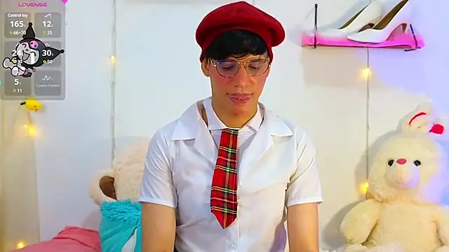 Ariel Femboy  online show from 03/08/25, 07:05