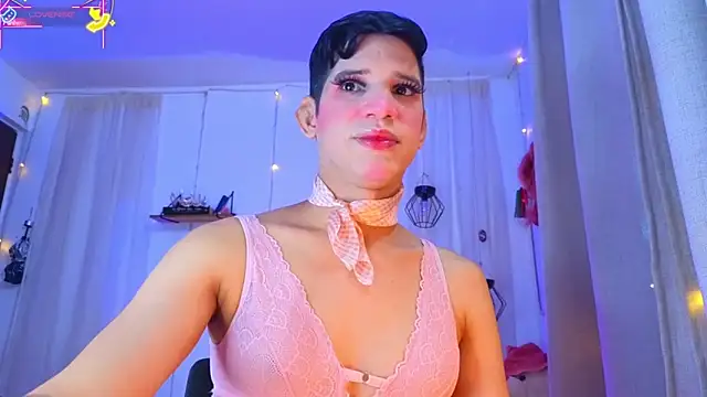 Ariel Femboy  online show from 05/06/26, 11:21