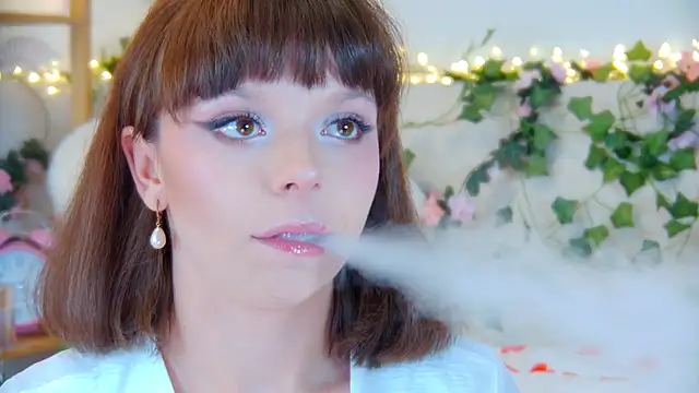 ElisabethDavis online show from 04/13/26, 06:02