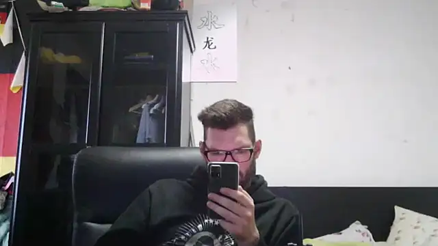 Die-geile-Sau online show from 04/20/26, 05:05