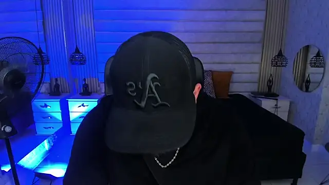 jhon bear03 online show from 04/23/26, 11:31