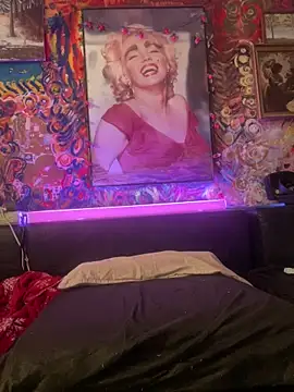 Snapshot of BarryKingsman chatting on 03/22/25, 05:17 BarryKingsman online show from 03/22/25, 05:17